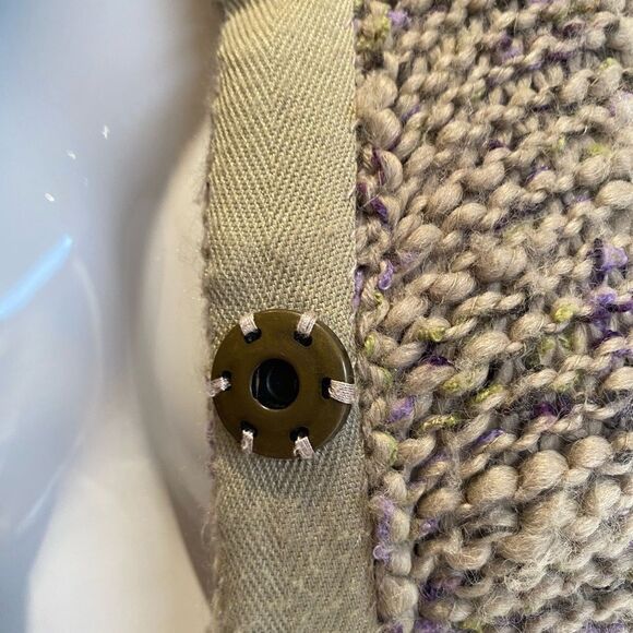 WORTH clothing amazing multicolor snap closure cardigan in size medium. - Picture 11 of 12